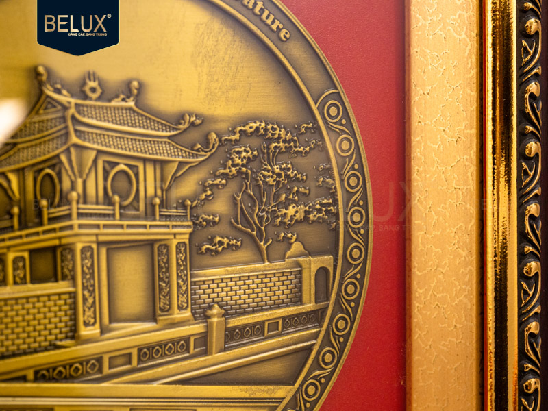 Tranh mặt đĩa Khuê Văn Các bằng đồng 26x26cm